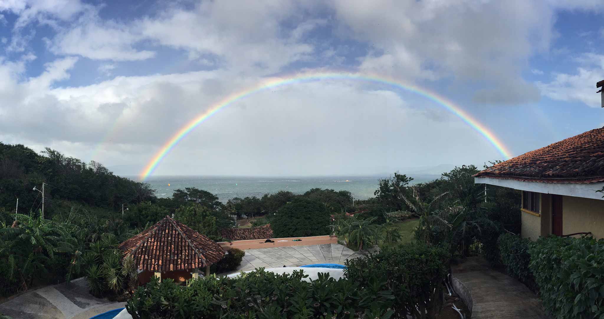 cabina-rainbow.jpg